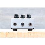 Wren and Cuff Box of War OG Reissue Famous "Civil War" Fuzz Pédale d'Effet avec Boîte